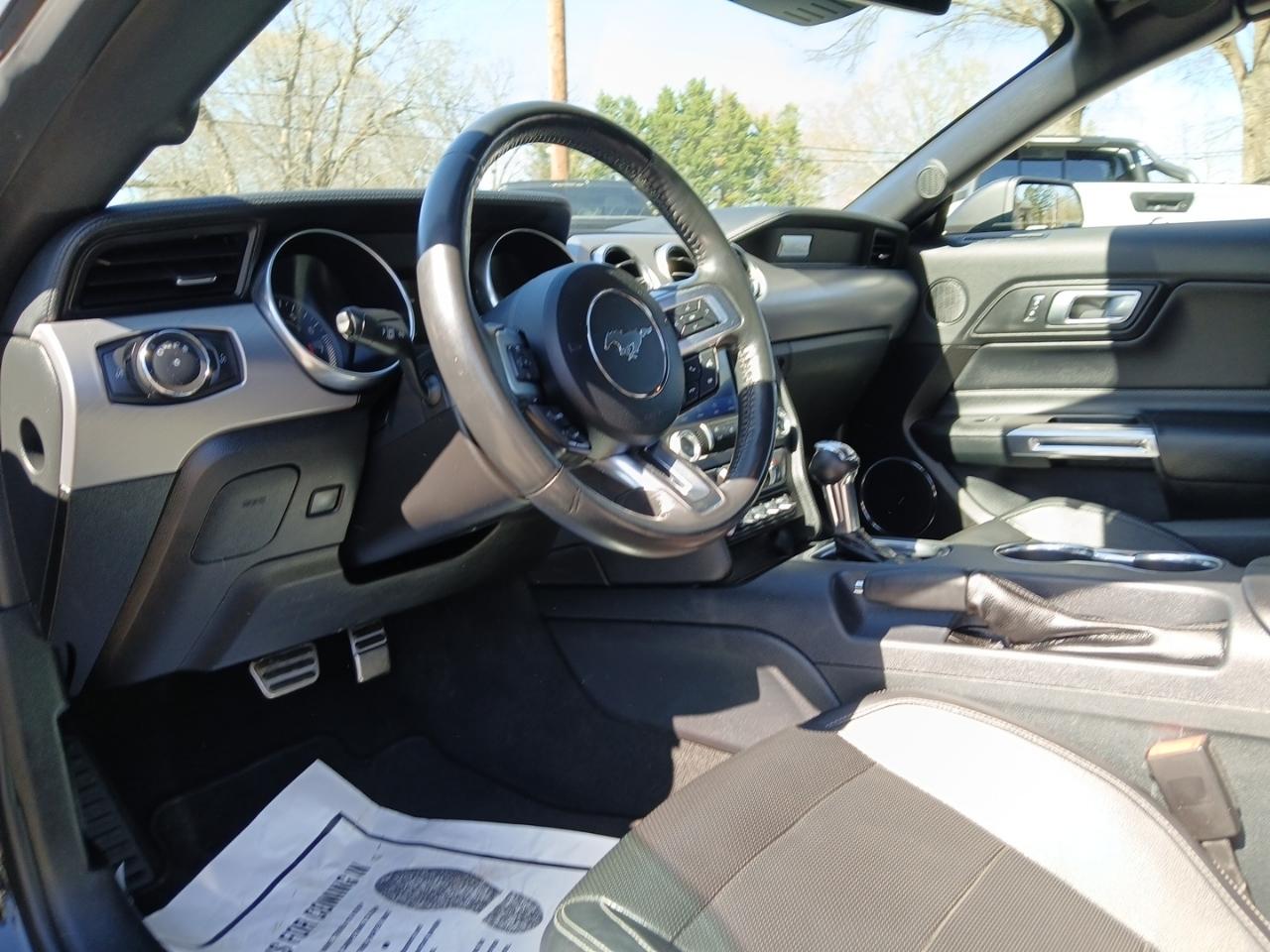 Ford Mustang EcoBoost Premium Convertible 2022