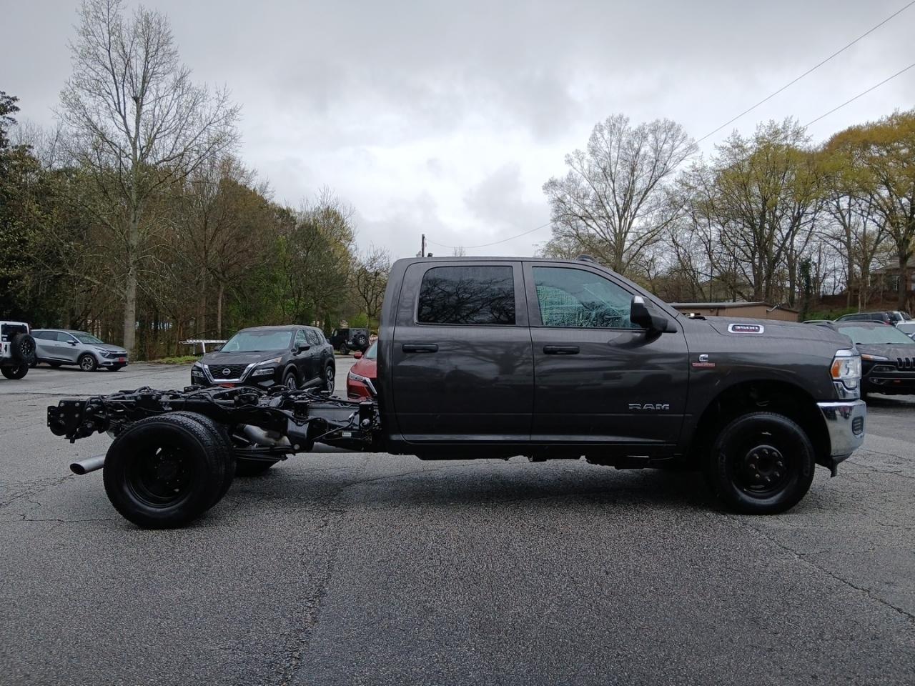 RAM 3500 Tradesman Crew Cab 4WD DRW 2021