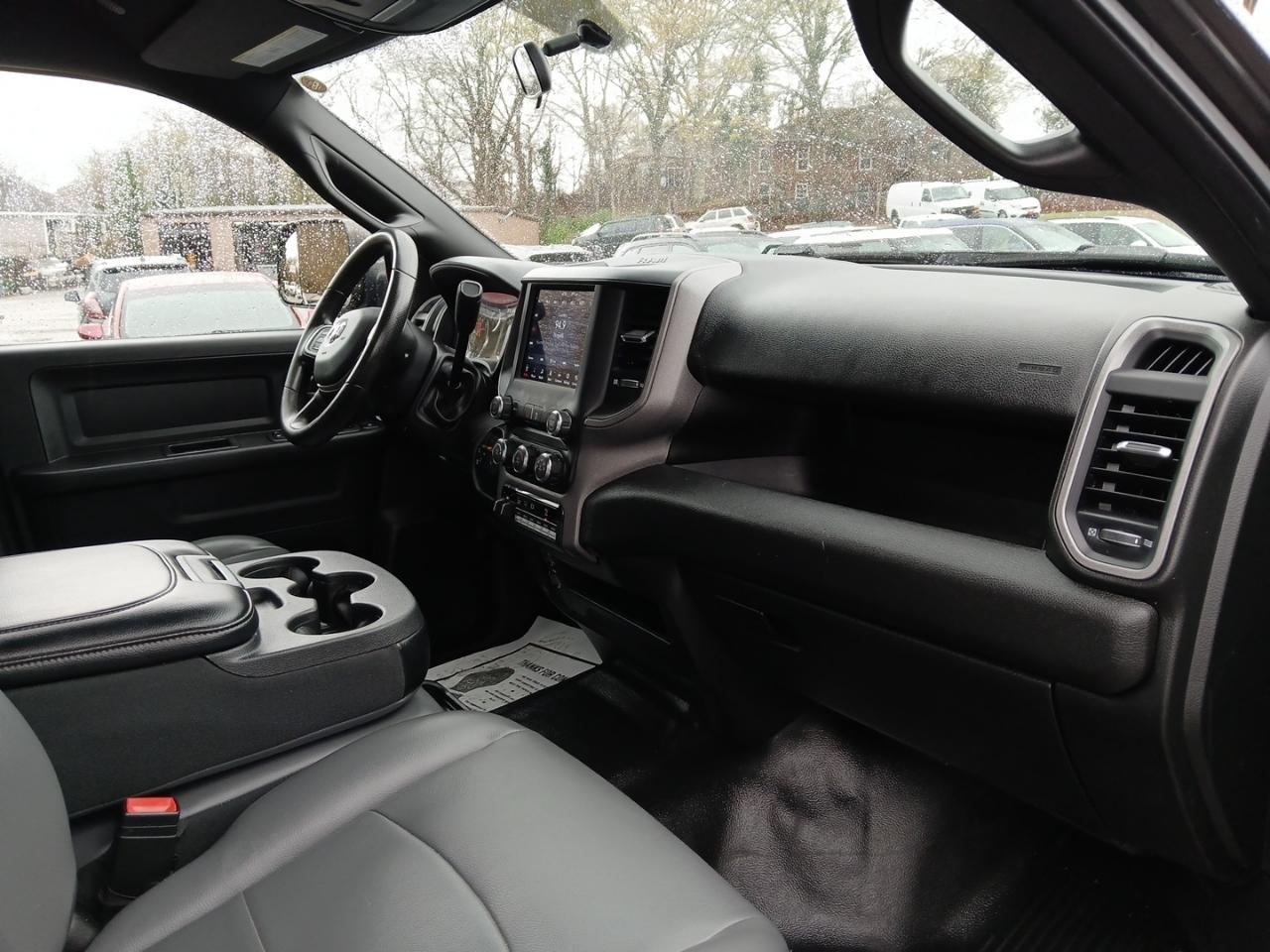 RAM 3500 Tradesman Crew Cab 4WD DRW 2021