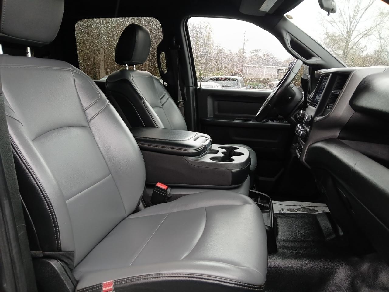 RAM 3500 Tradesman Crew Cab 4WD DRW 2021