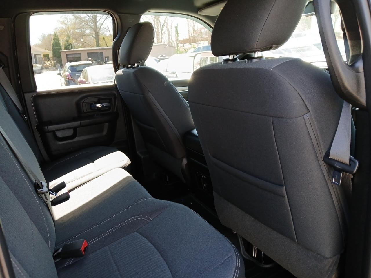 RAM 1500 Classic Warlock 4x2 Quad Cab 6'4" Box 2022