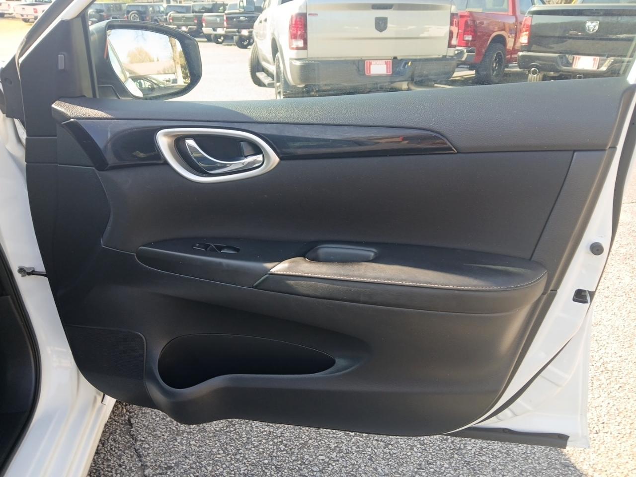 Nissan Sentra S CVT 2019