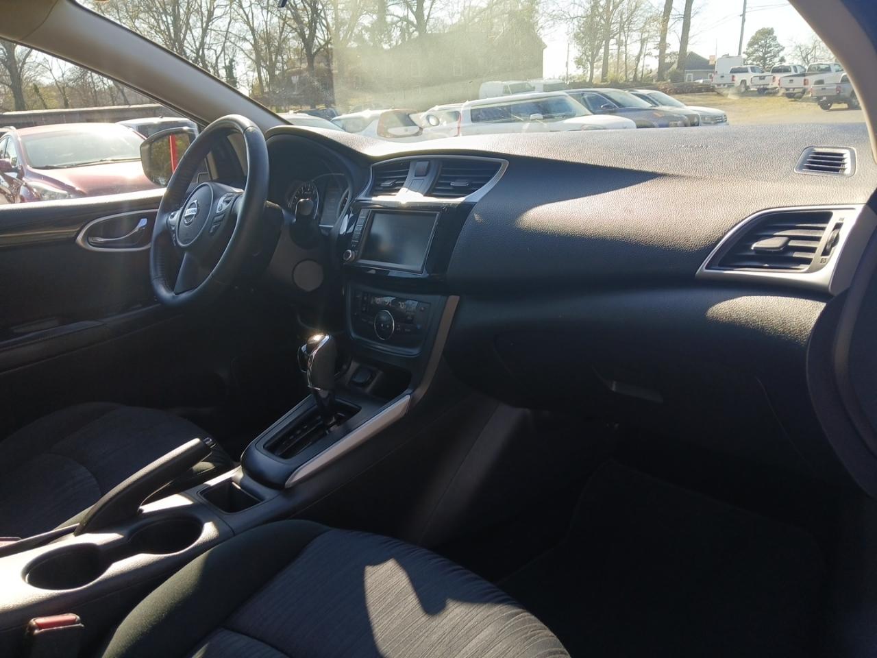 Nissan Sentra S CVT 2019