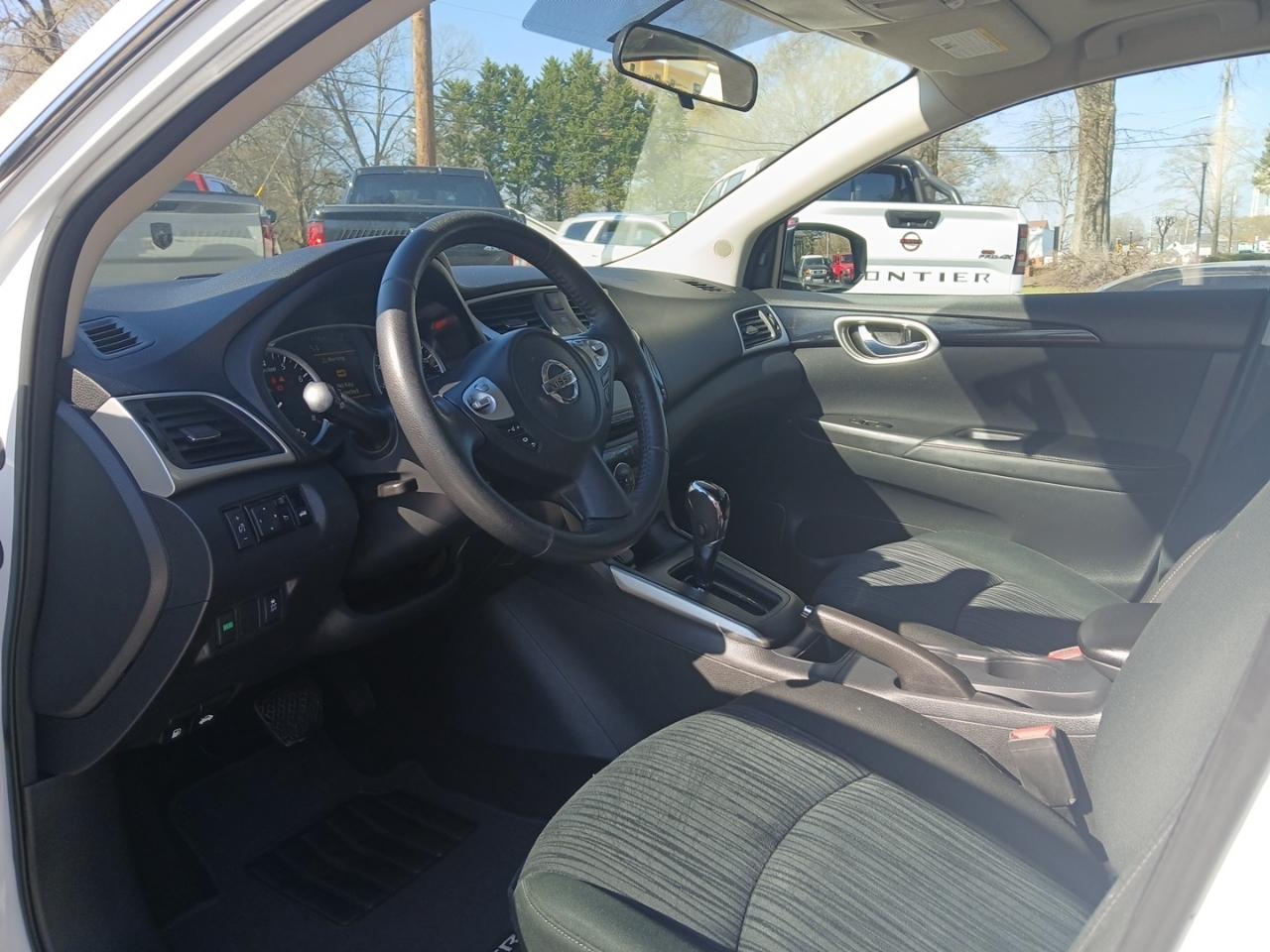 Nissan Sentra S CVT 2019