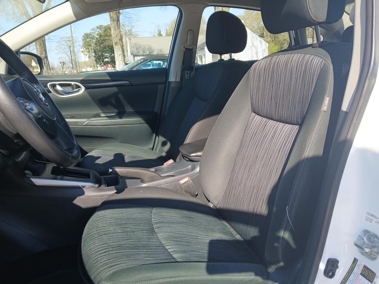 Nissan Sentra S CVT 2019