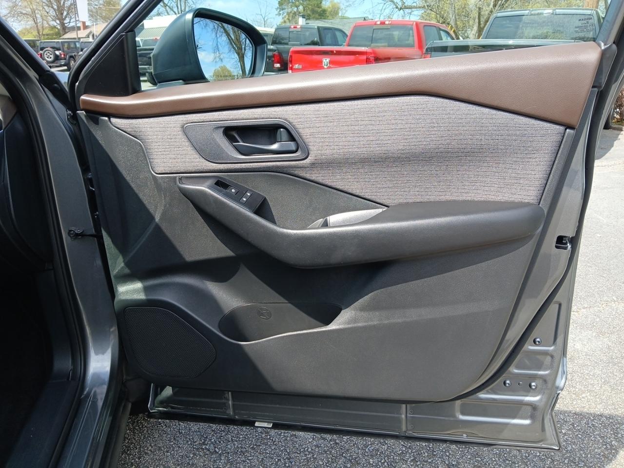 Nissan Rogue S AWD 2023