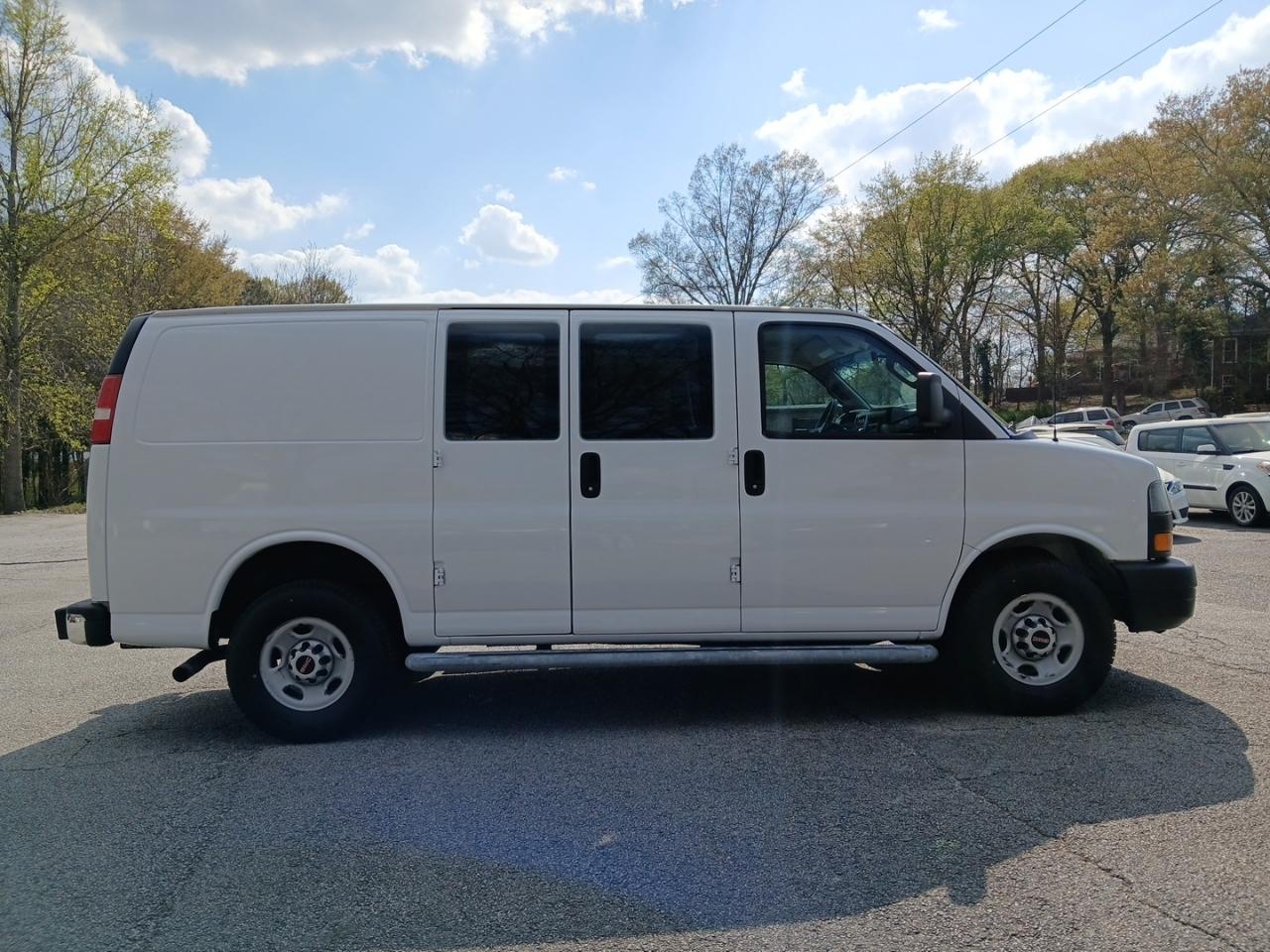 GMC Savana G2500 Cargo 2017