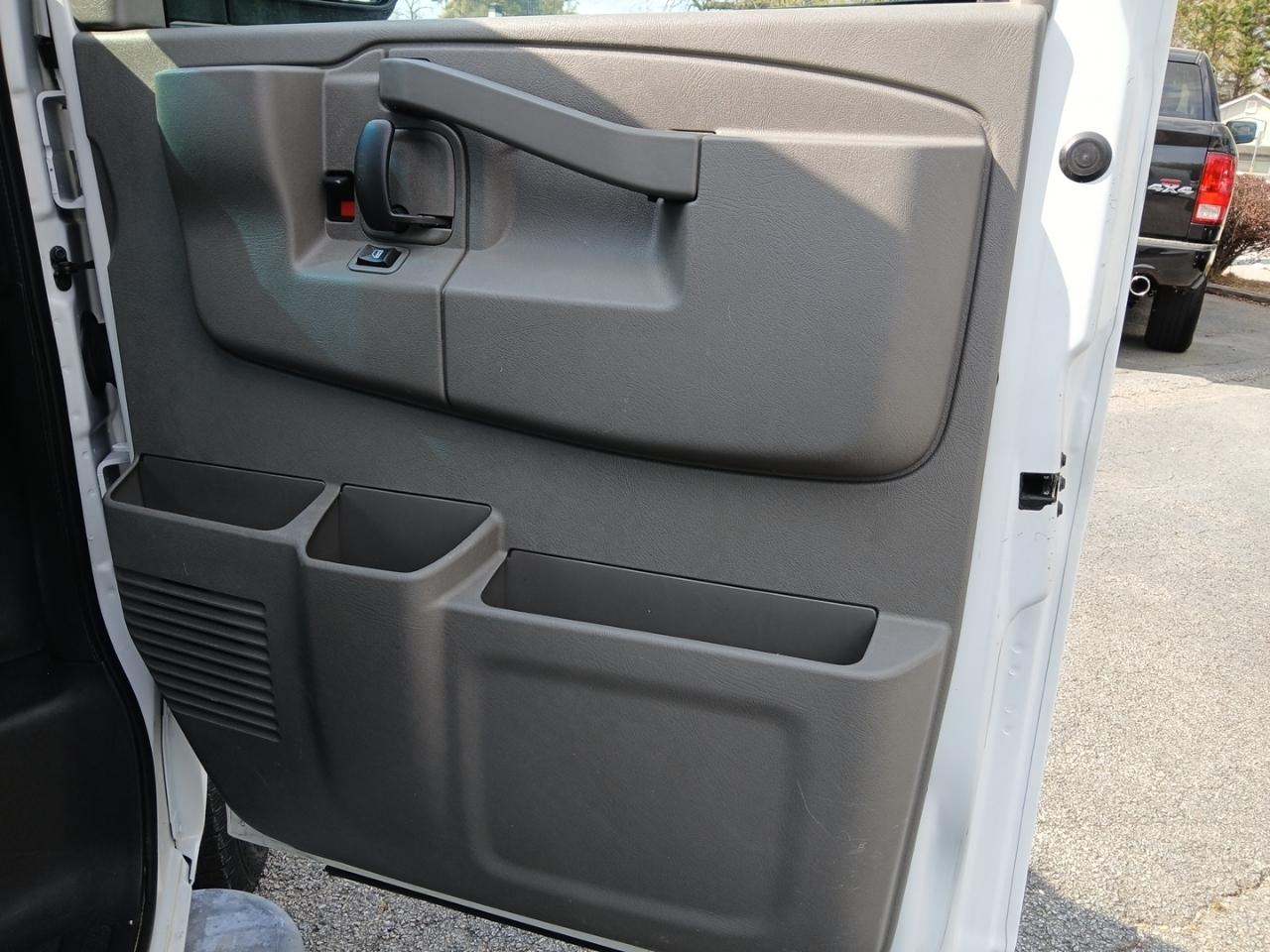 GMC Savana G2500 Cargo 2017