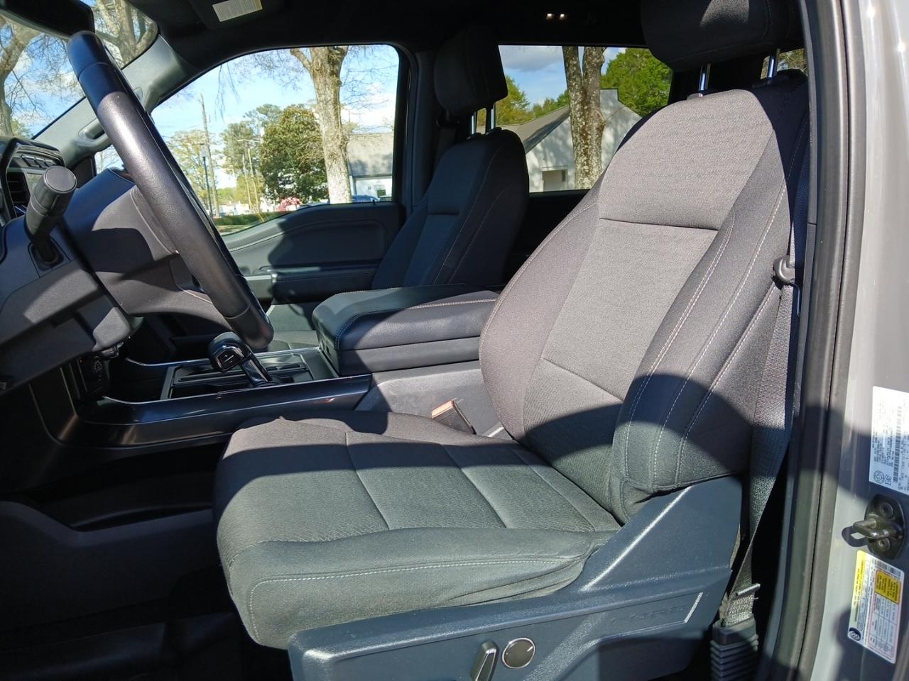 Ford F-150 2WD SuperCrew 145" XLT 2021