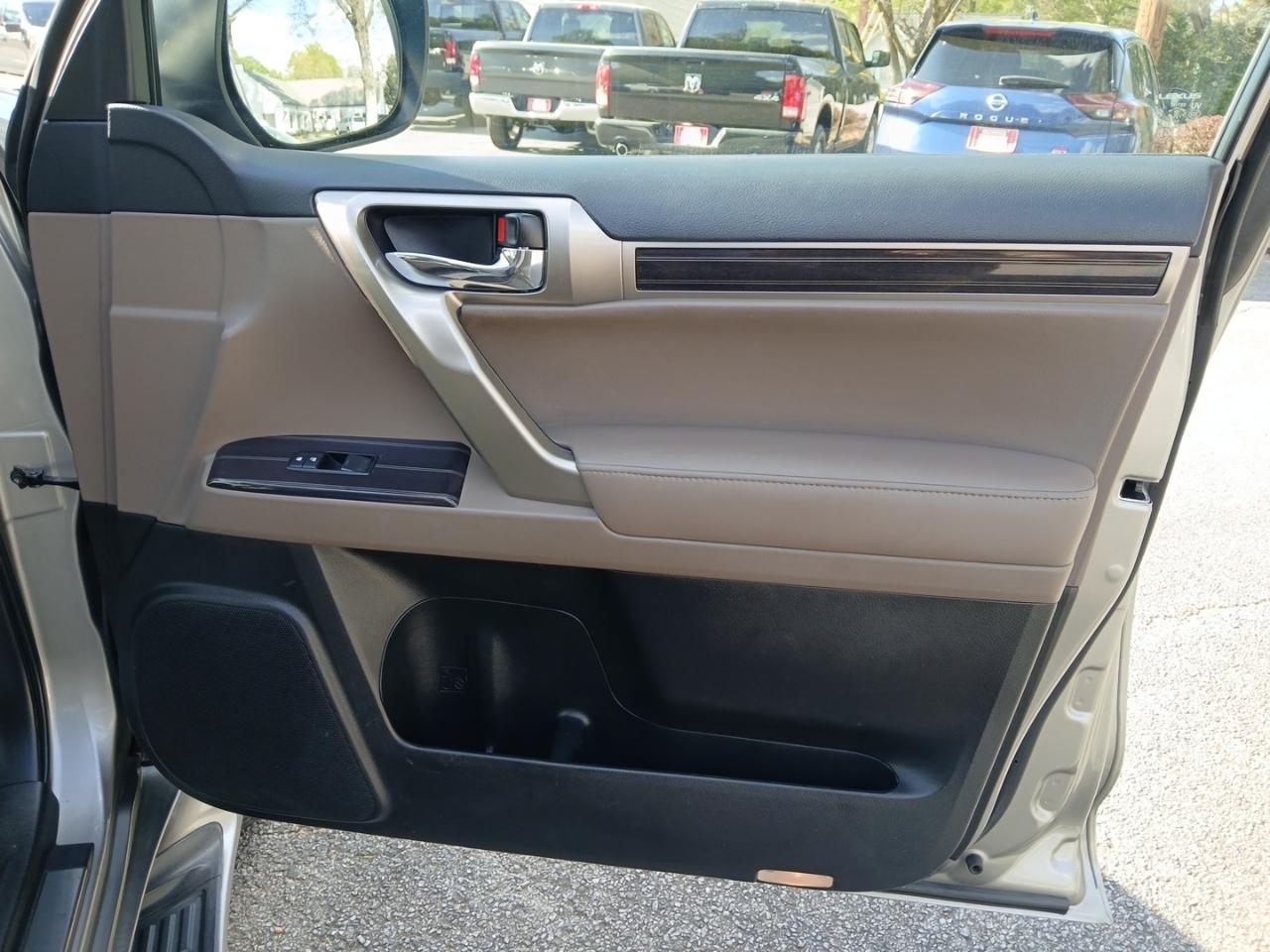 Lexus GX 460 Base 2020