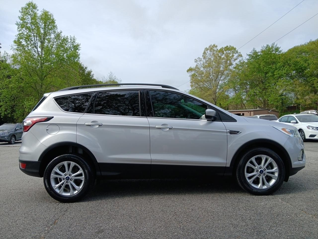 Ford Escape SE FWD 2017