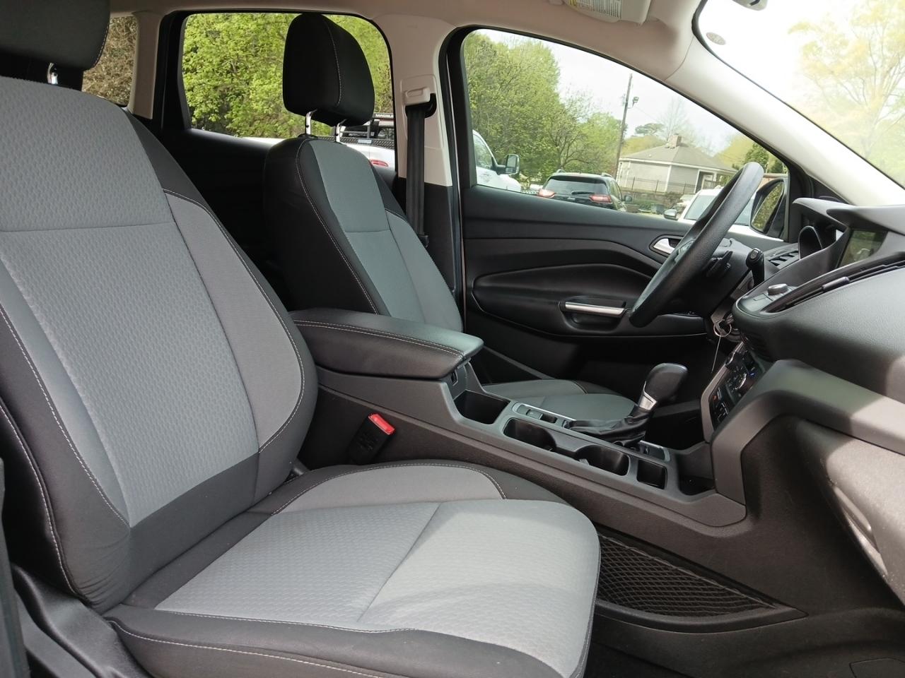 Ford Escape SE FWD 2017