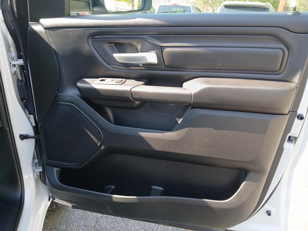 RAM 1500 2WD Crew Cab 149" Tradesman 2023