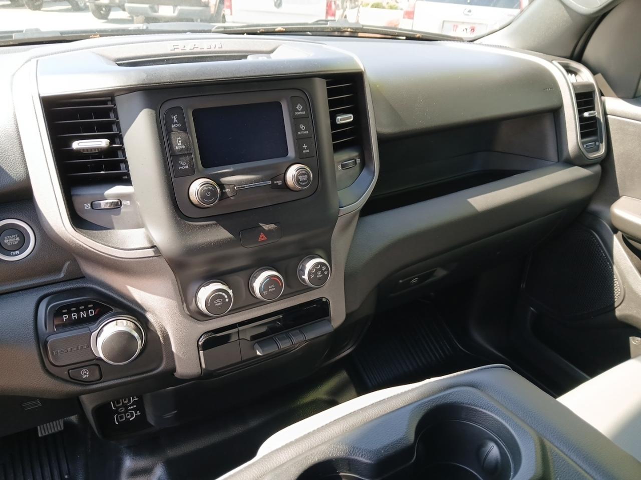 RAM 1500 2WD Crew Cab 149" Tradesman 2023