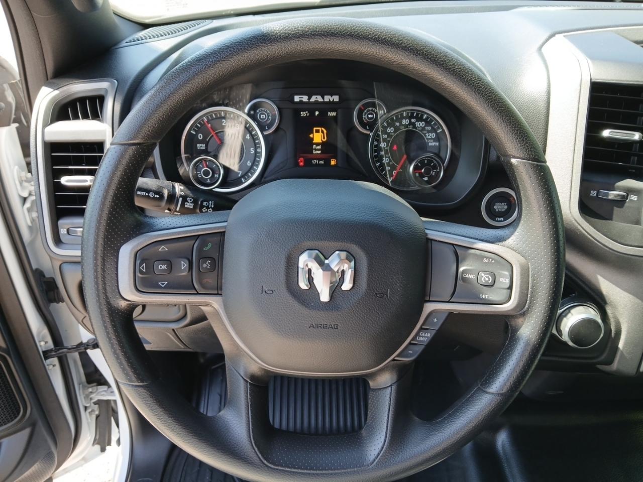 RAM 1500 2WD Crew Cab 149" Tradesman 2023