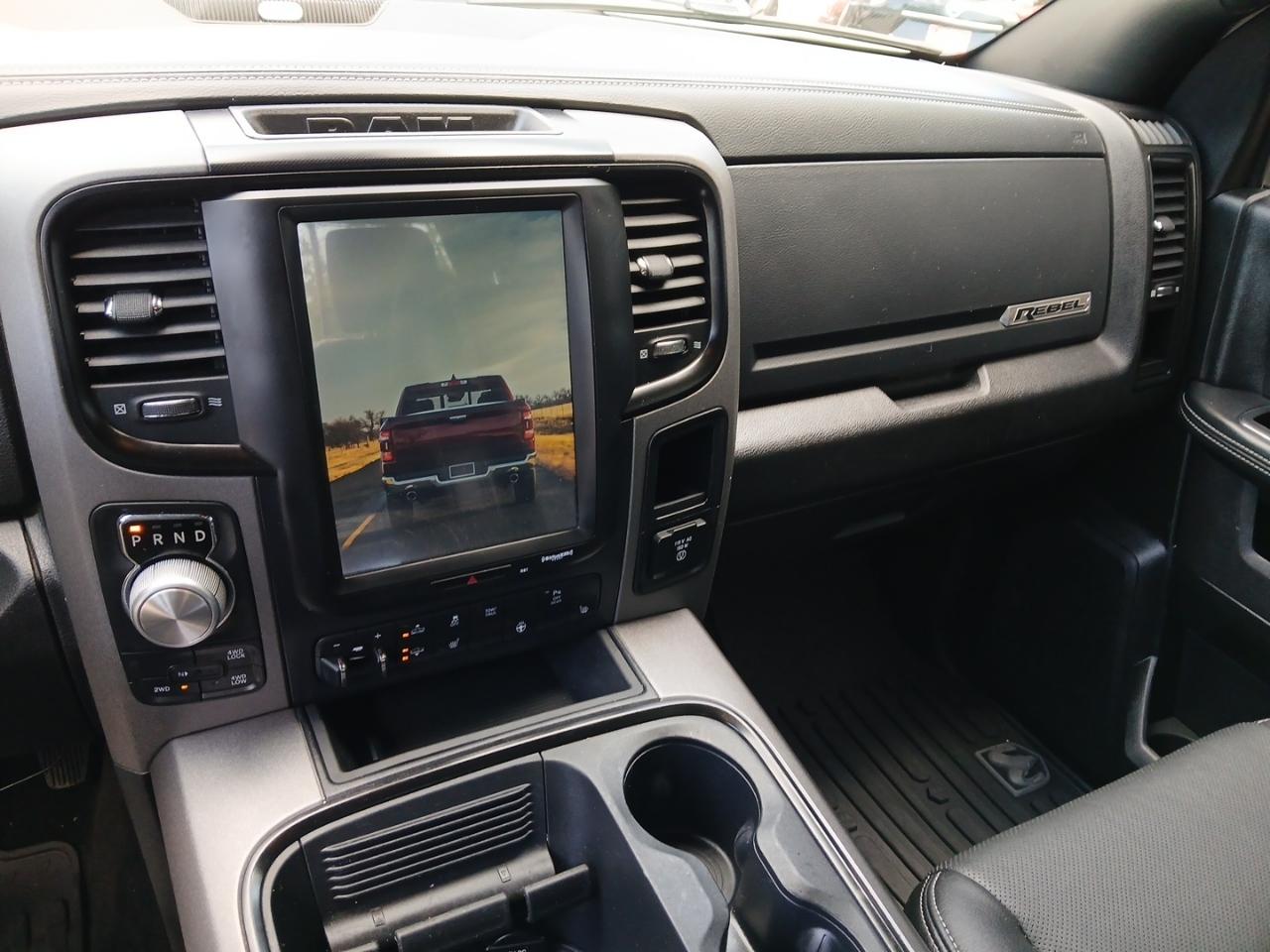 RAM 1500 4WD Crew Cab 140.5" Rebel 2018