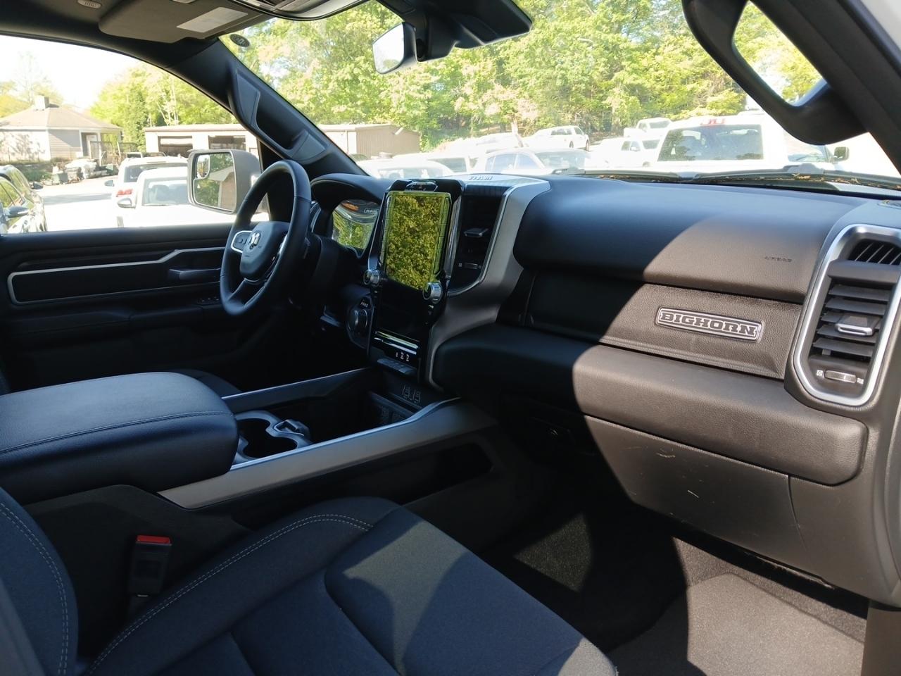 RAM 1500 Big Horn Crew Cab SWB 4WD 2025