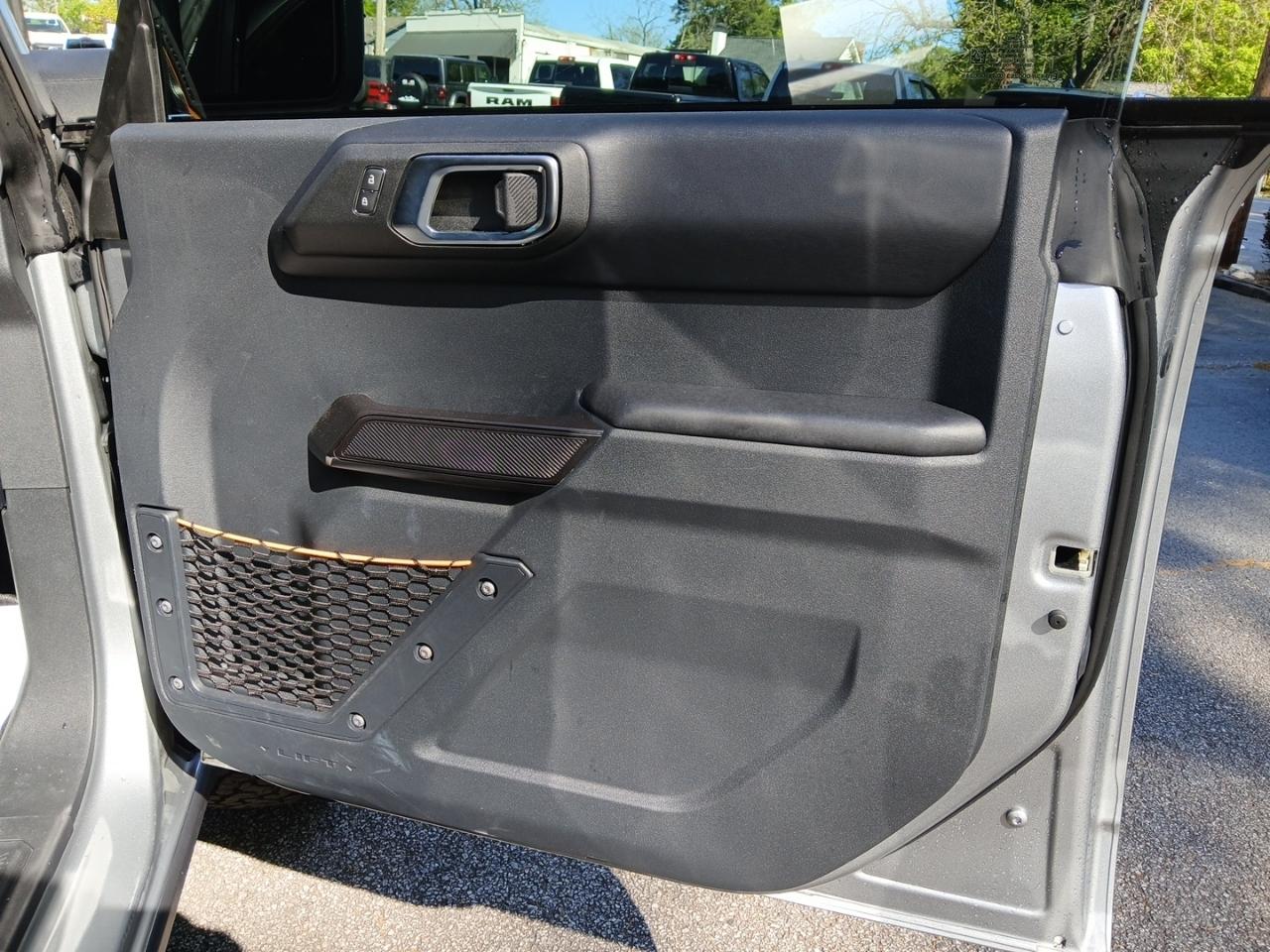 Ford Bronco Badlands 4-Door 2024