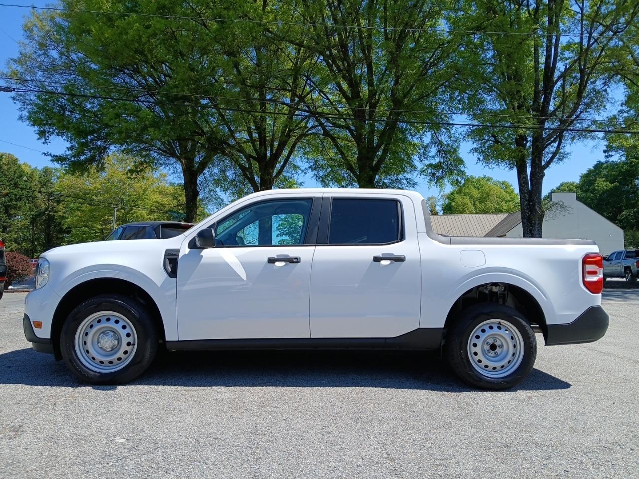 2022 Ford Maverick XL