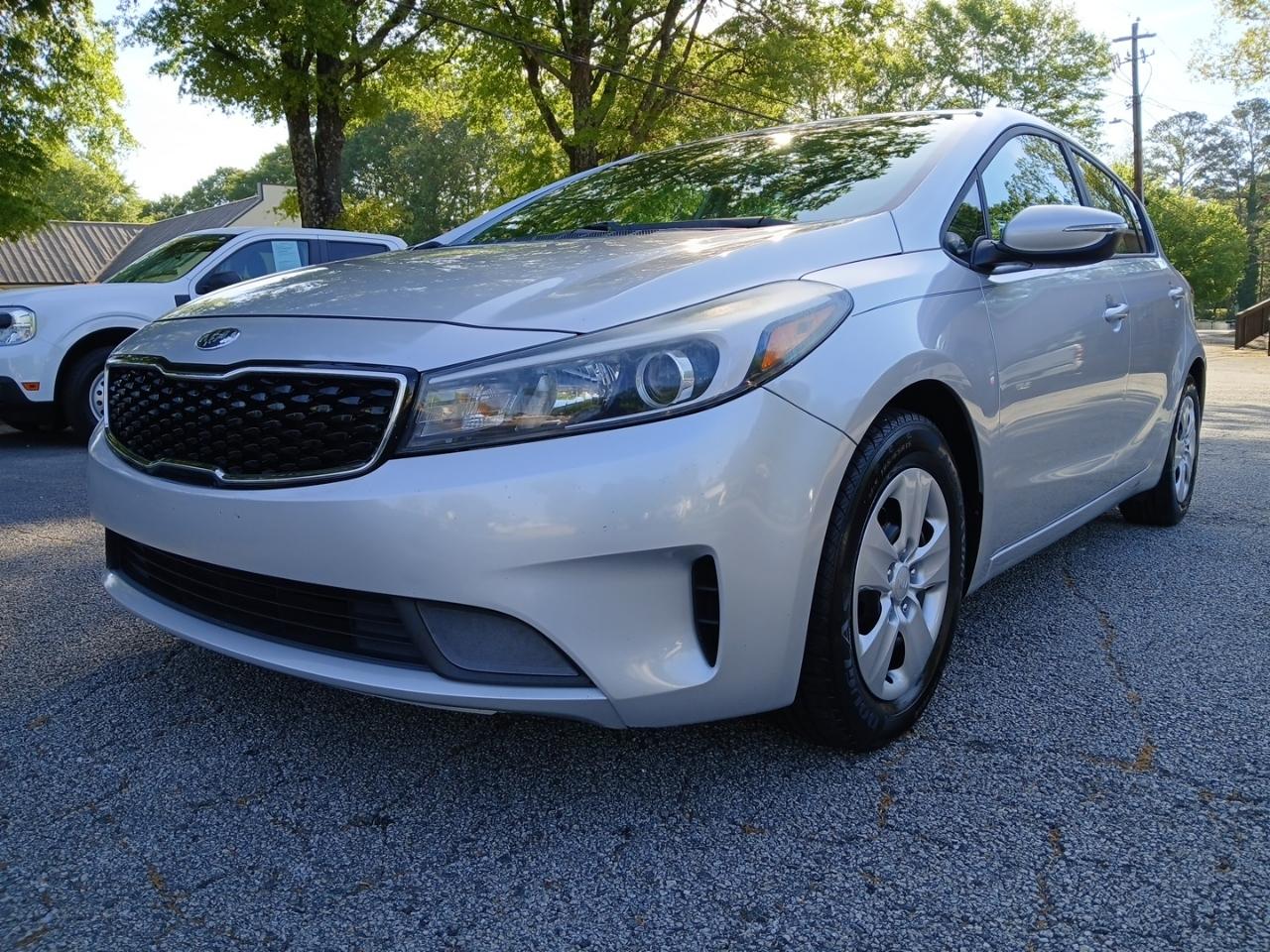 Kia Forte 5-Door LX 2017