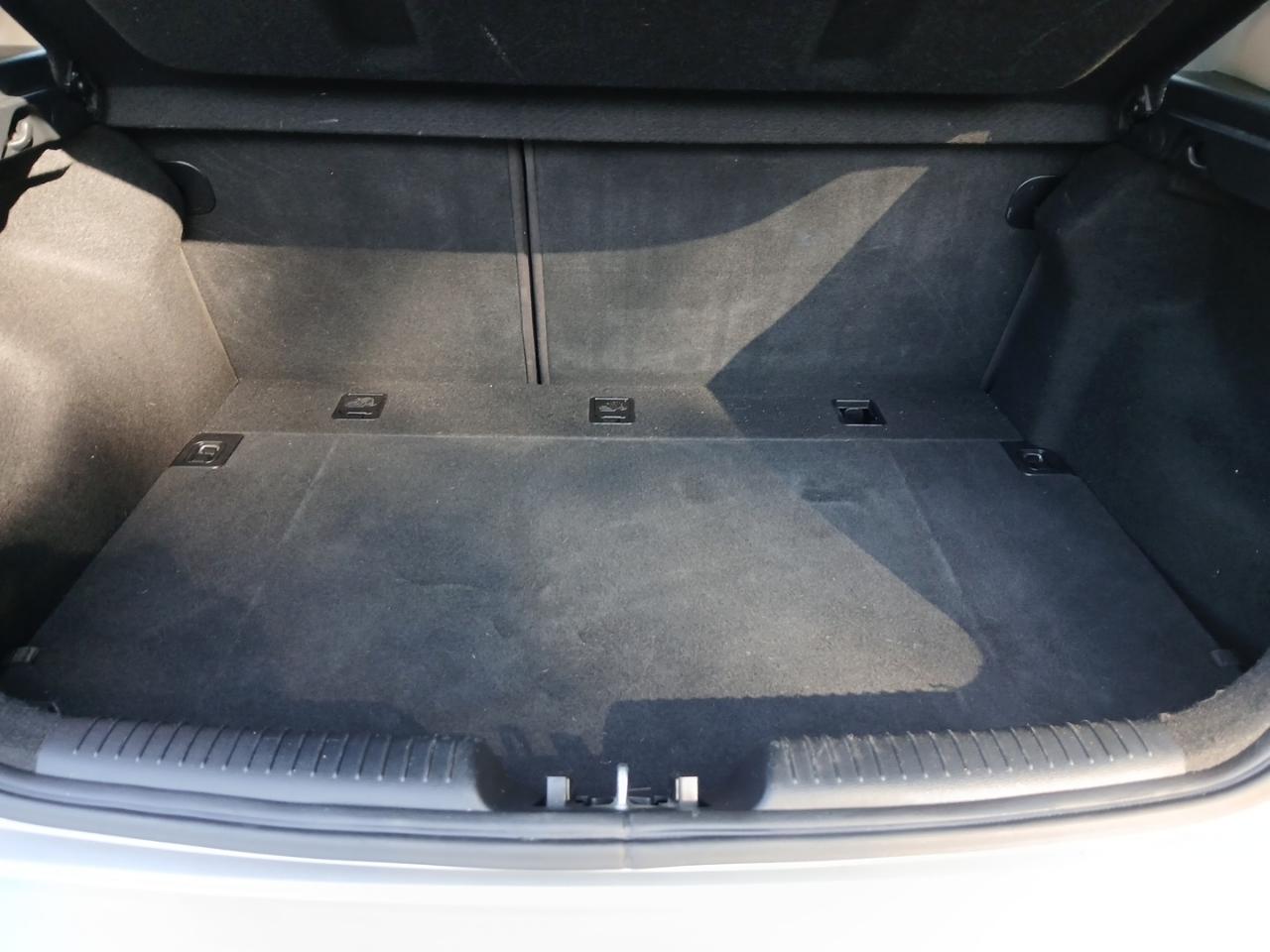 Kia Forte 5-Door LX 2017