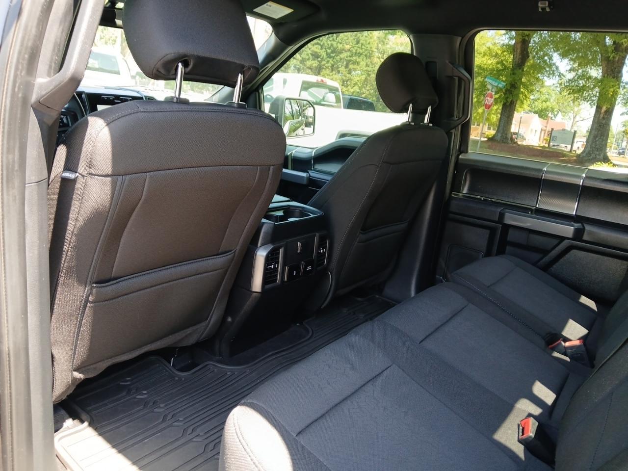 Ford F-150 4WD SuperCrew 145" XLT 2020