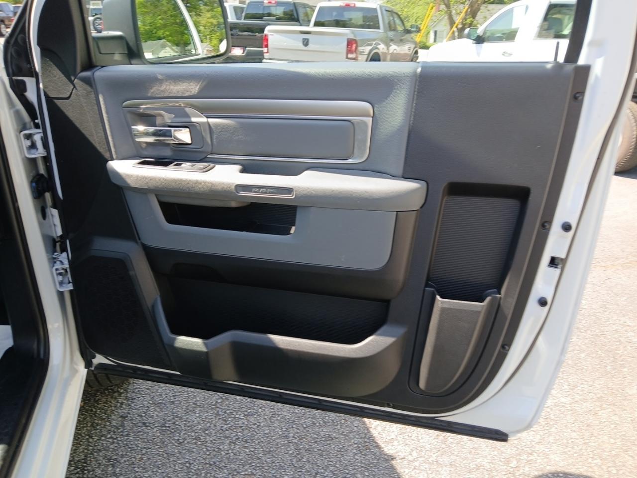 RAM 1500 Classic Tradesman Regular Cab LWB 2WD 2020