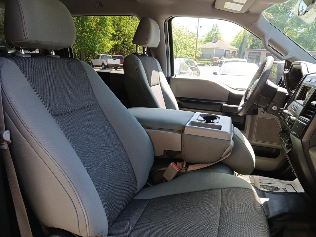 Ford F-150 4WD SuperCrew 145" XL 2017