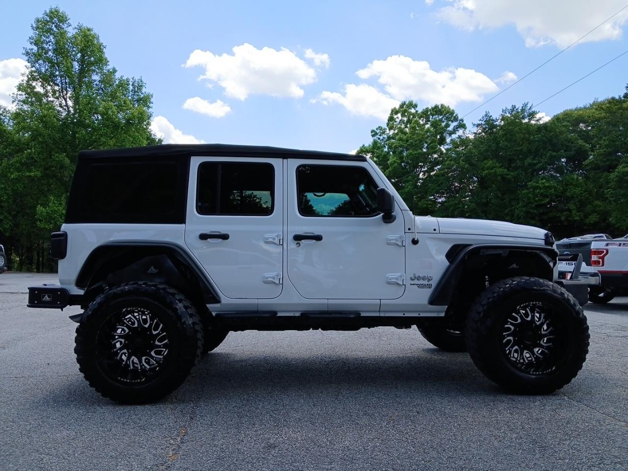 Jeep Wrangler Unlimited Sport 2019
