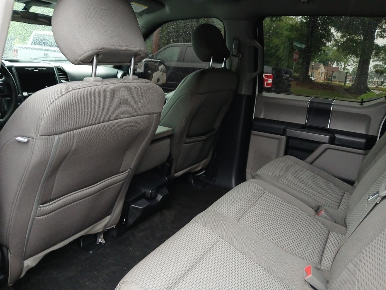 Ford F-150 2WD SuperCrew 139" XLT 2020