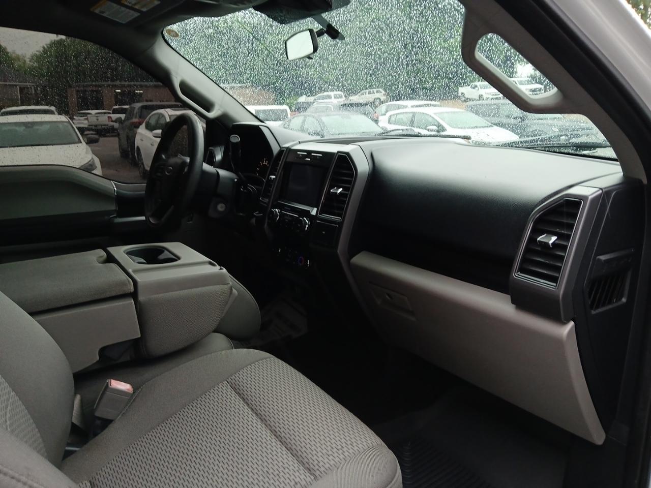 Ford F-150 2WD SuperCrew 139" XLT 2020