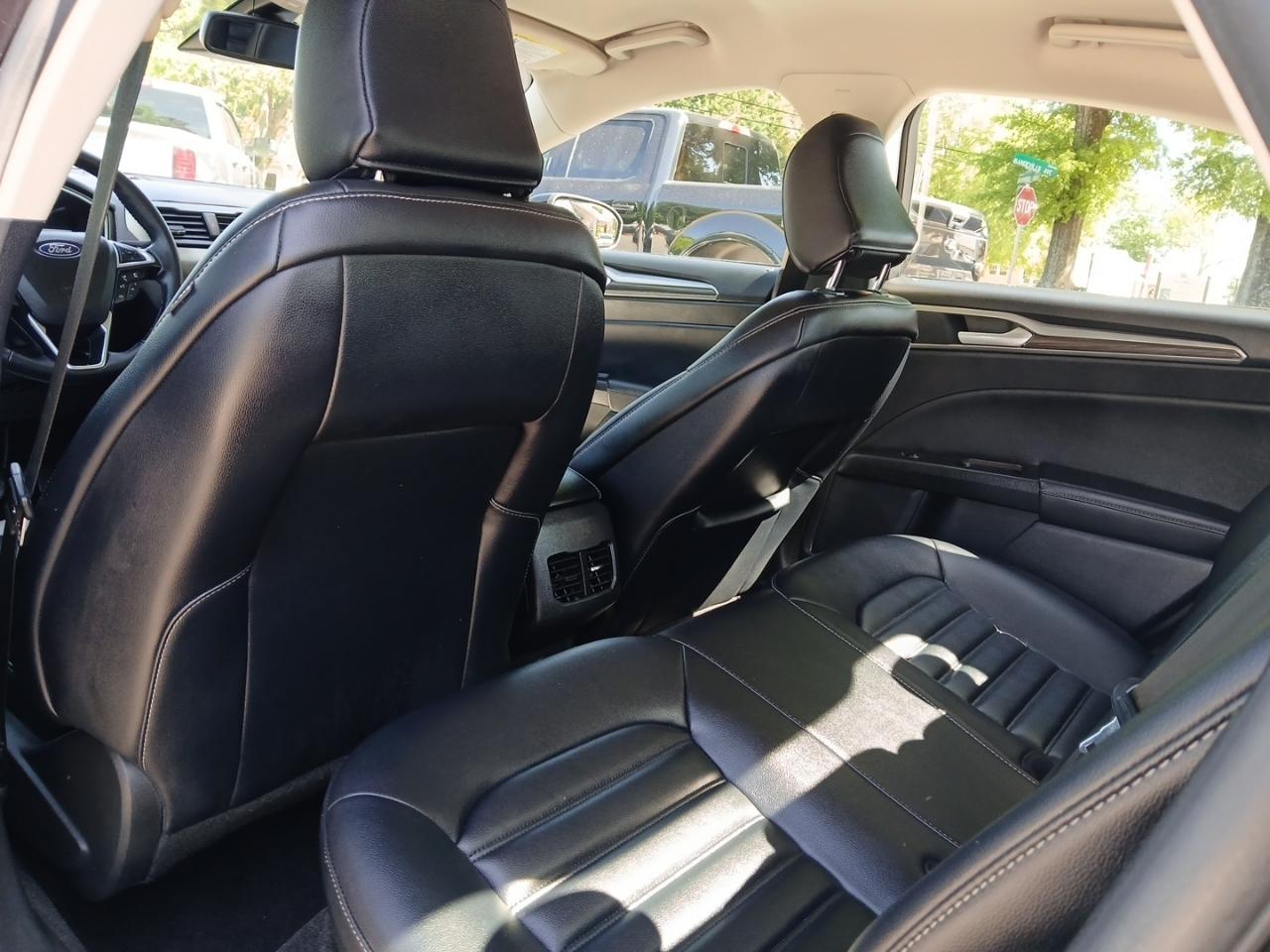 Ford Fusion SEL 2020