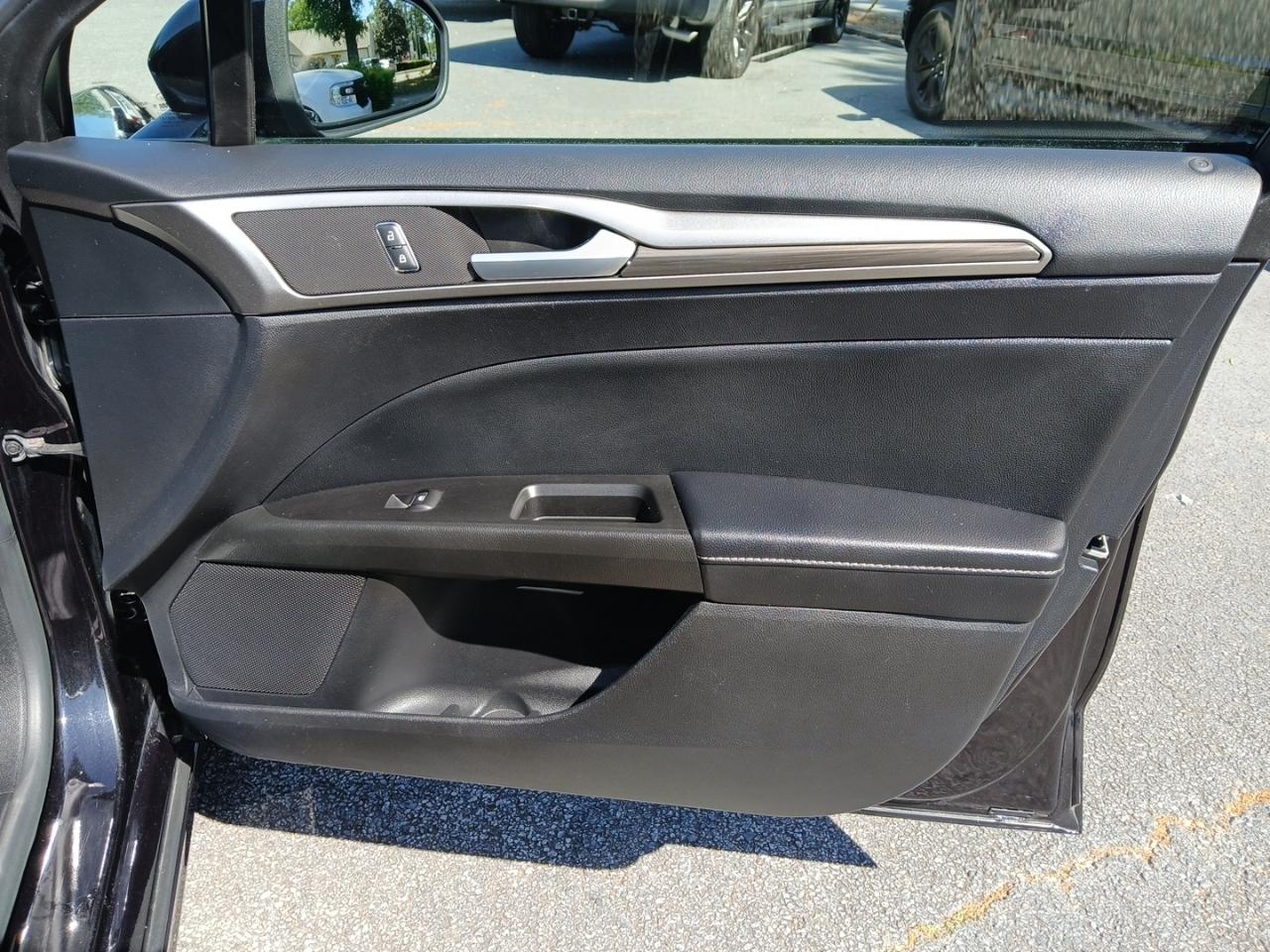 Ford Fusion SEL 2020