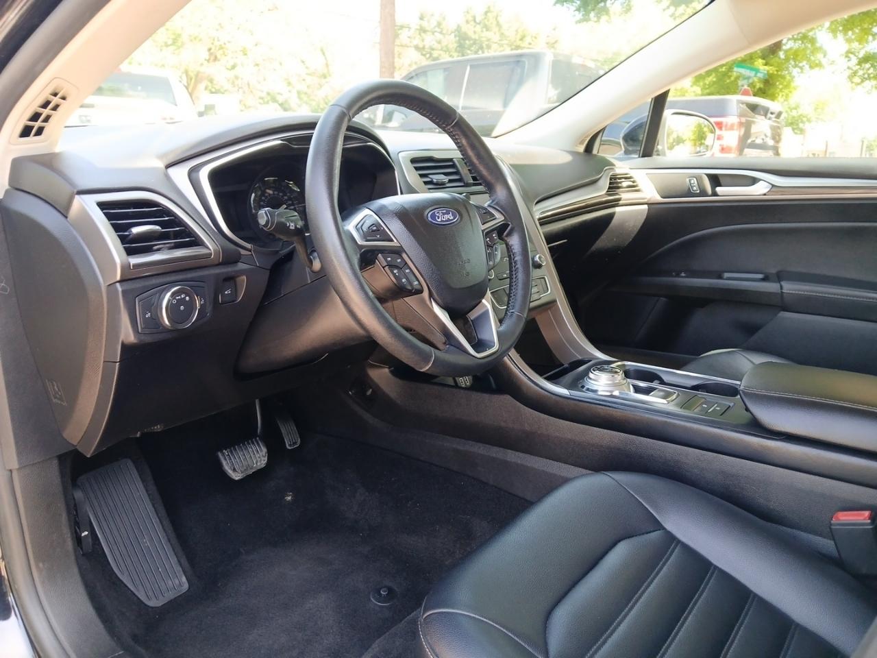 Ford Fusion SEL 2020