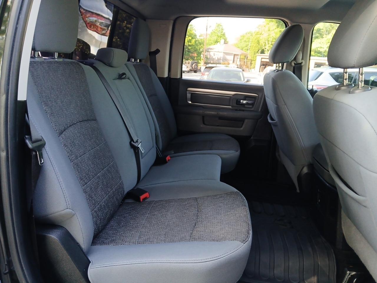 RAM 1500 2WD Crew Cab 140.5" Big Horn 2018