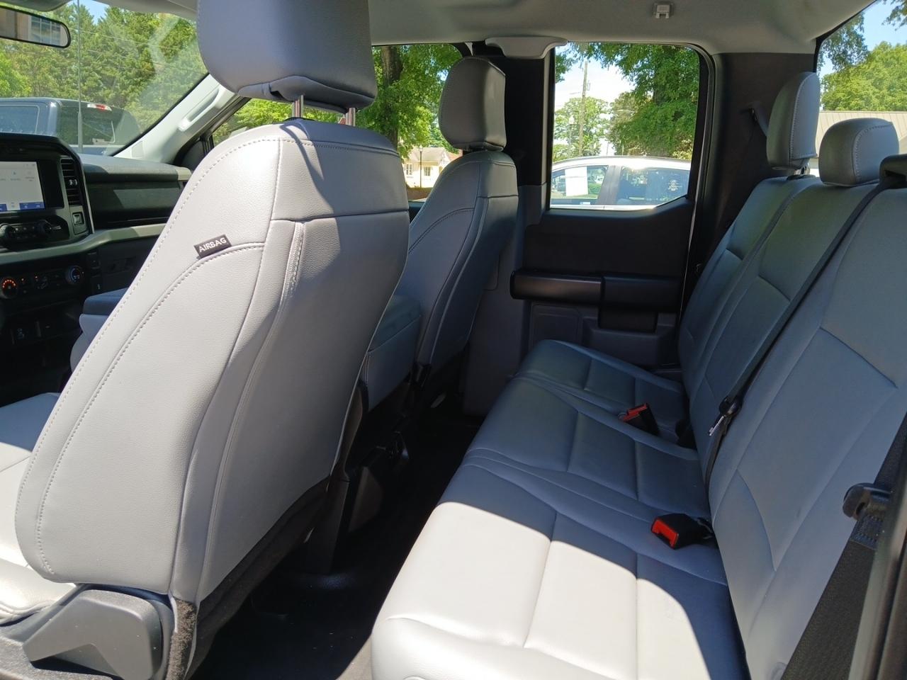 Ford F-150 4WD SuperCab 145" XL 2021