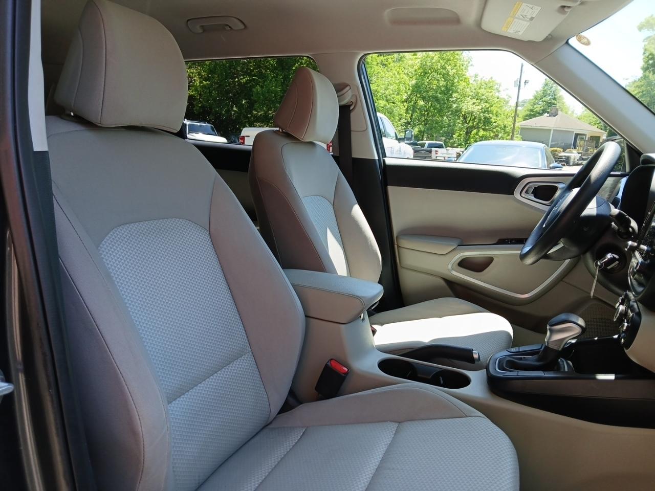 Kia Soul LX CVT 2022