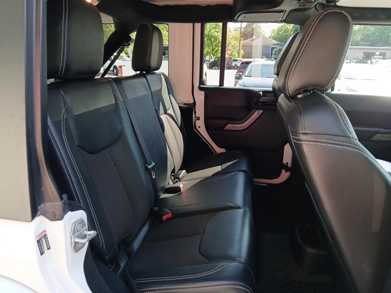 Jeep Wrangler JK Unlimited Sport 4WD 2018