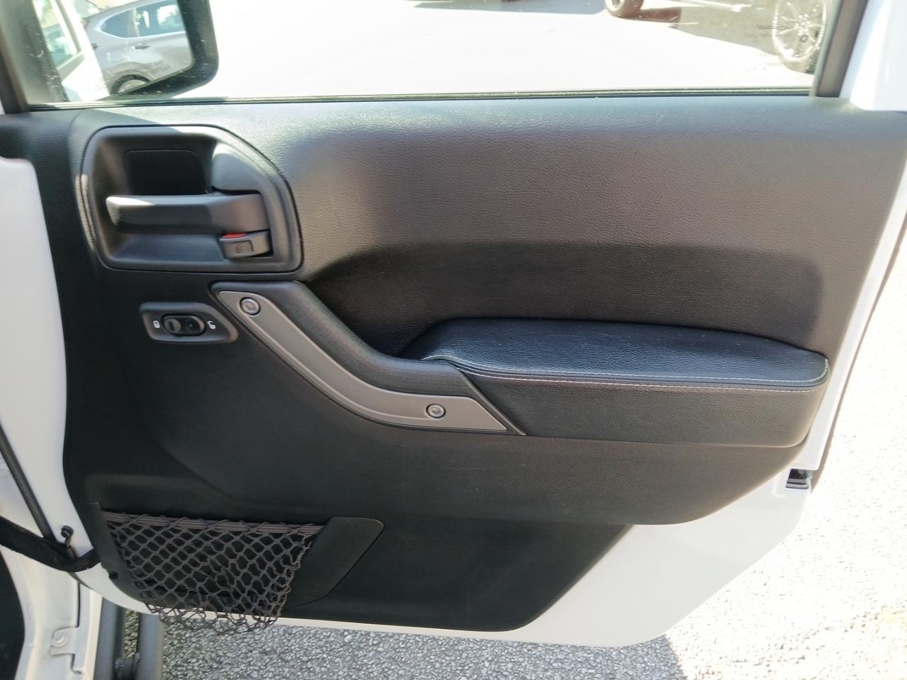 Jeep Wrangler JK Unlimited Sport 4WD 2018