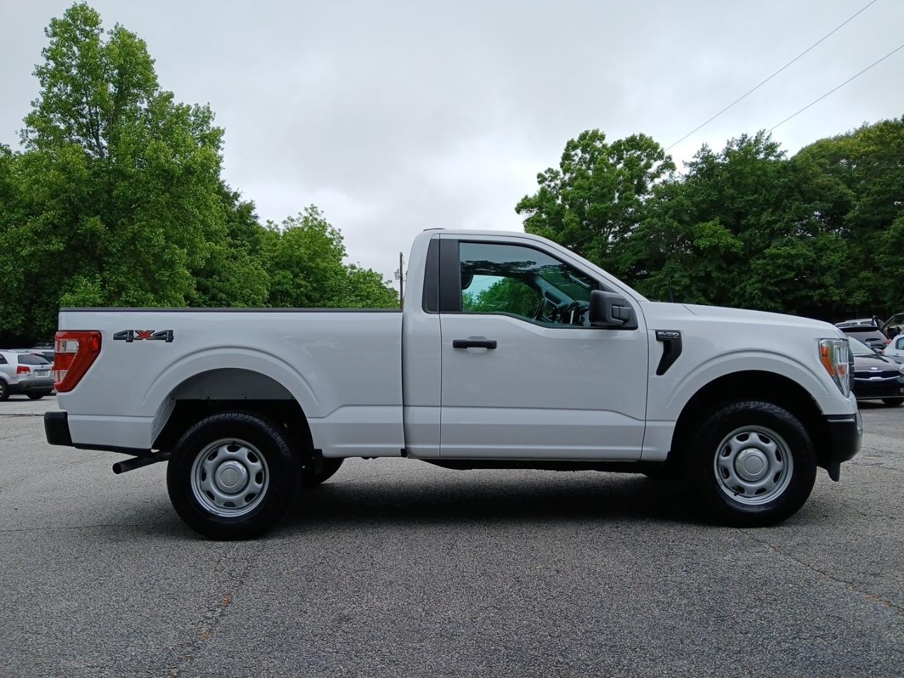 Ford F-150 4WD Reg Cab 122.5" XL 2022