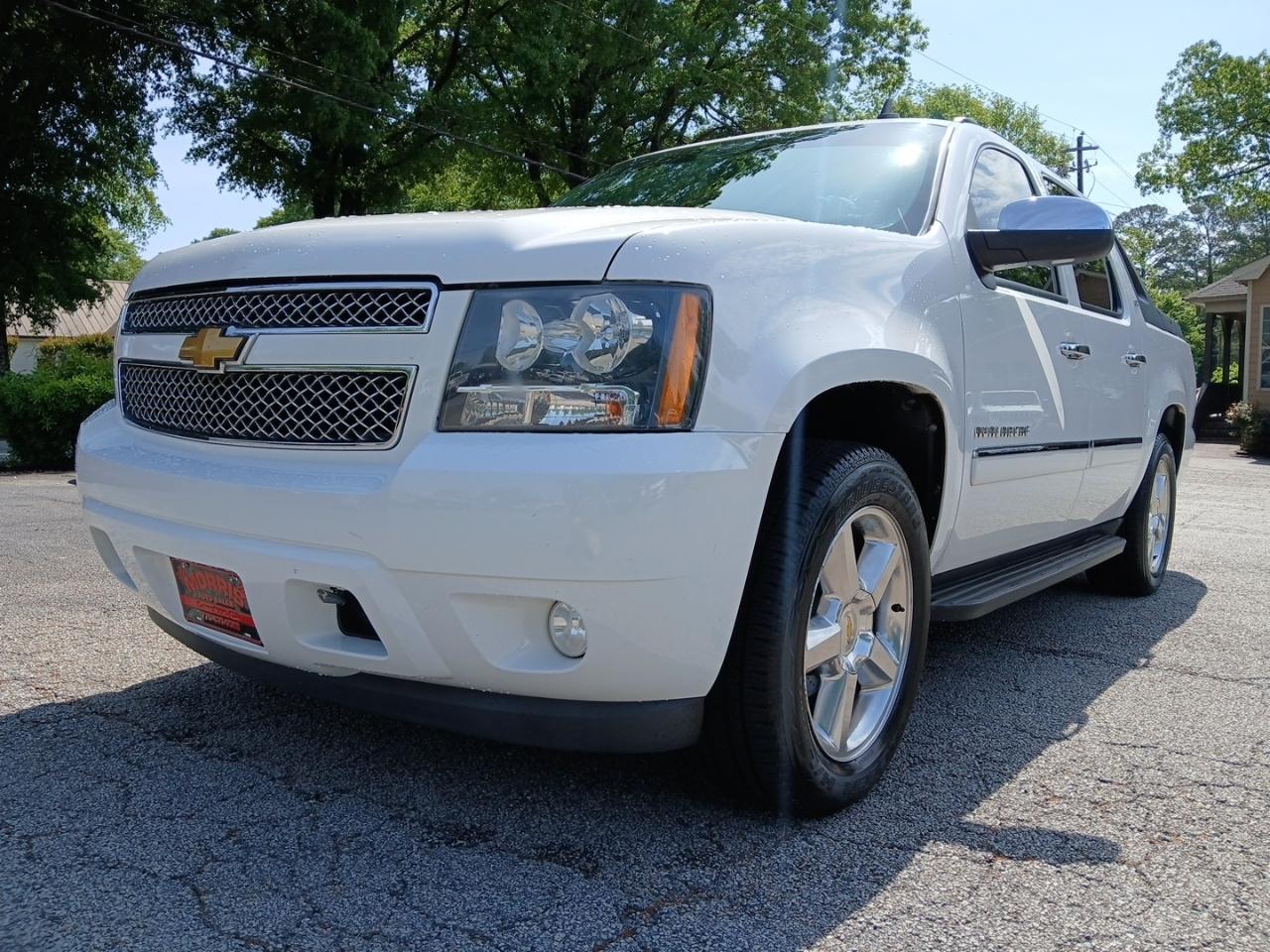 Chevrolet Avalanche LTZ 2WD 2012