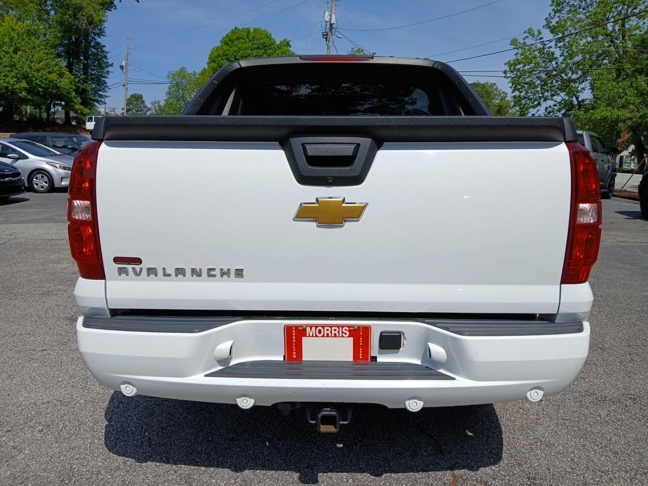 Chevrolet Avalanche LTZ 2WD 2012