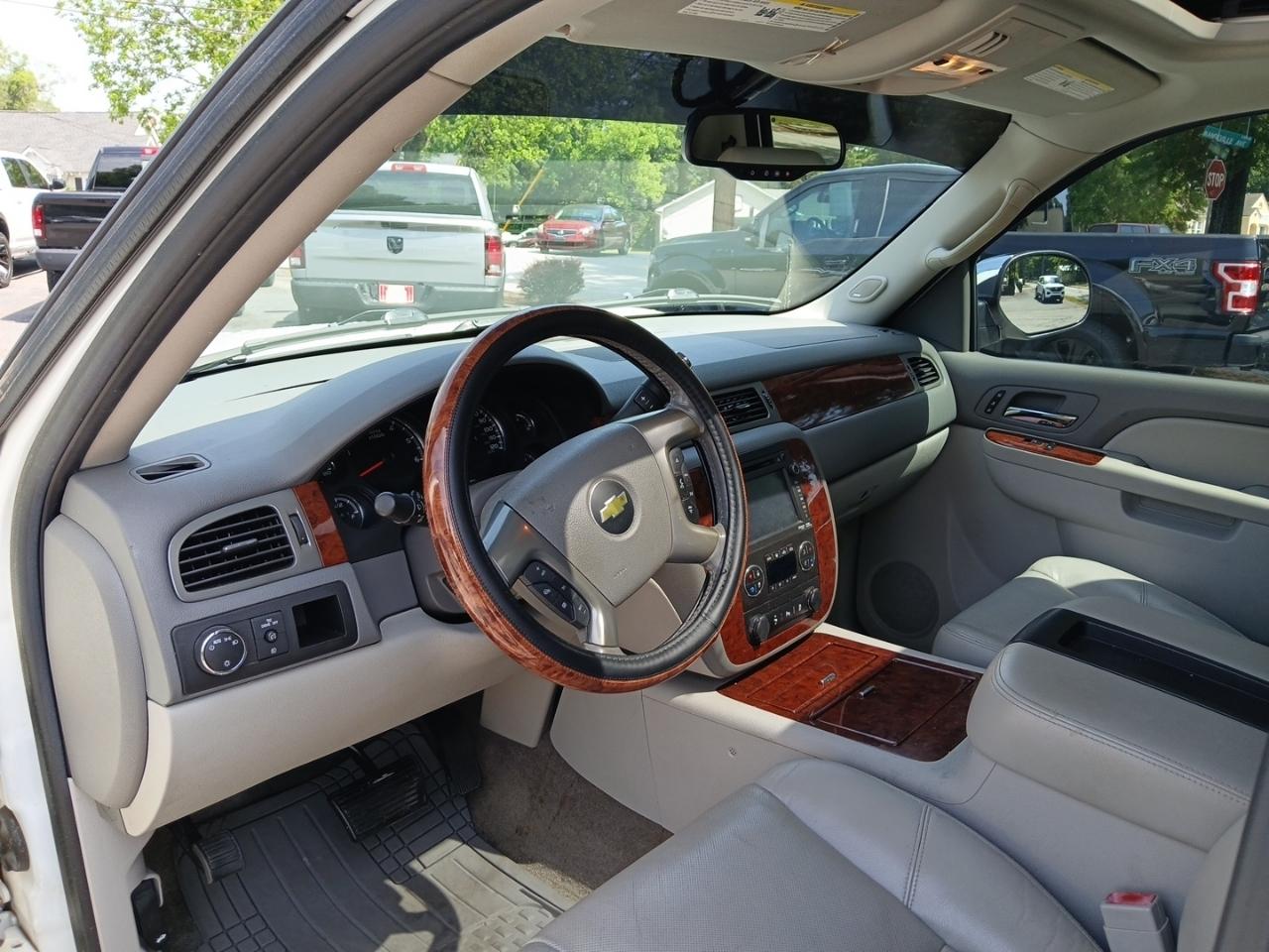 Chevrolet Avalanche LTZ 2WD 2012