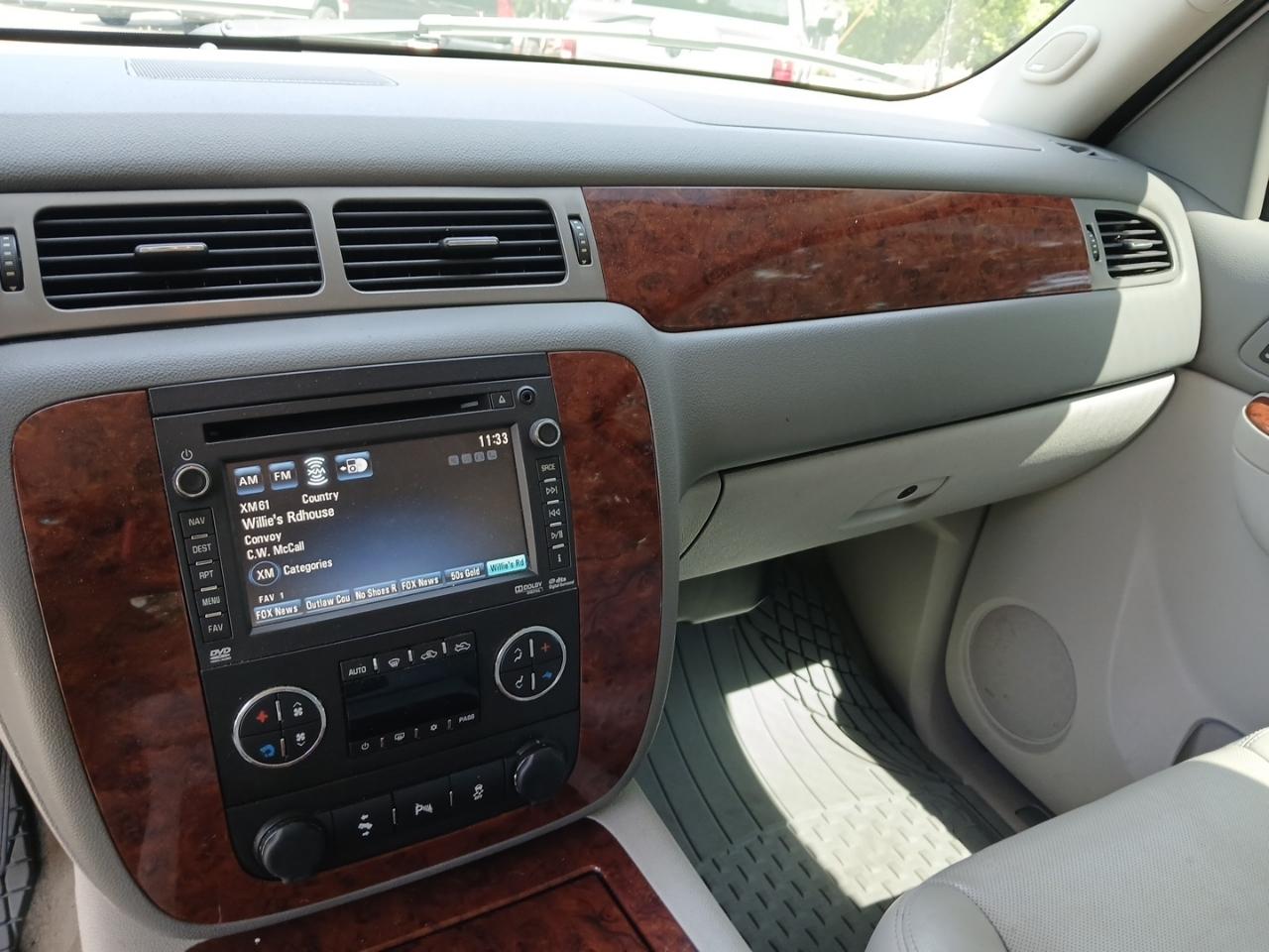 Chevrolet Avalanche LTZ 2WD 2012