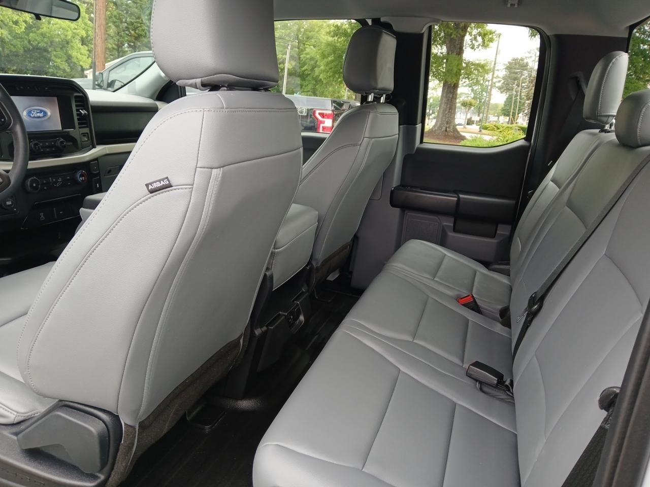 Ford F-150 4WD SuperCrew 145" XL 2021