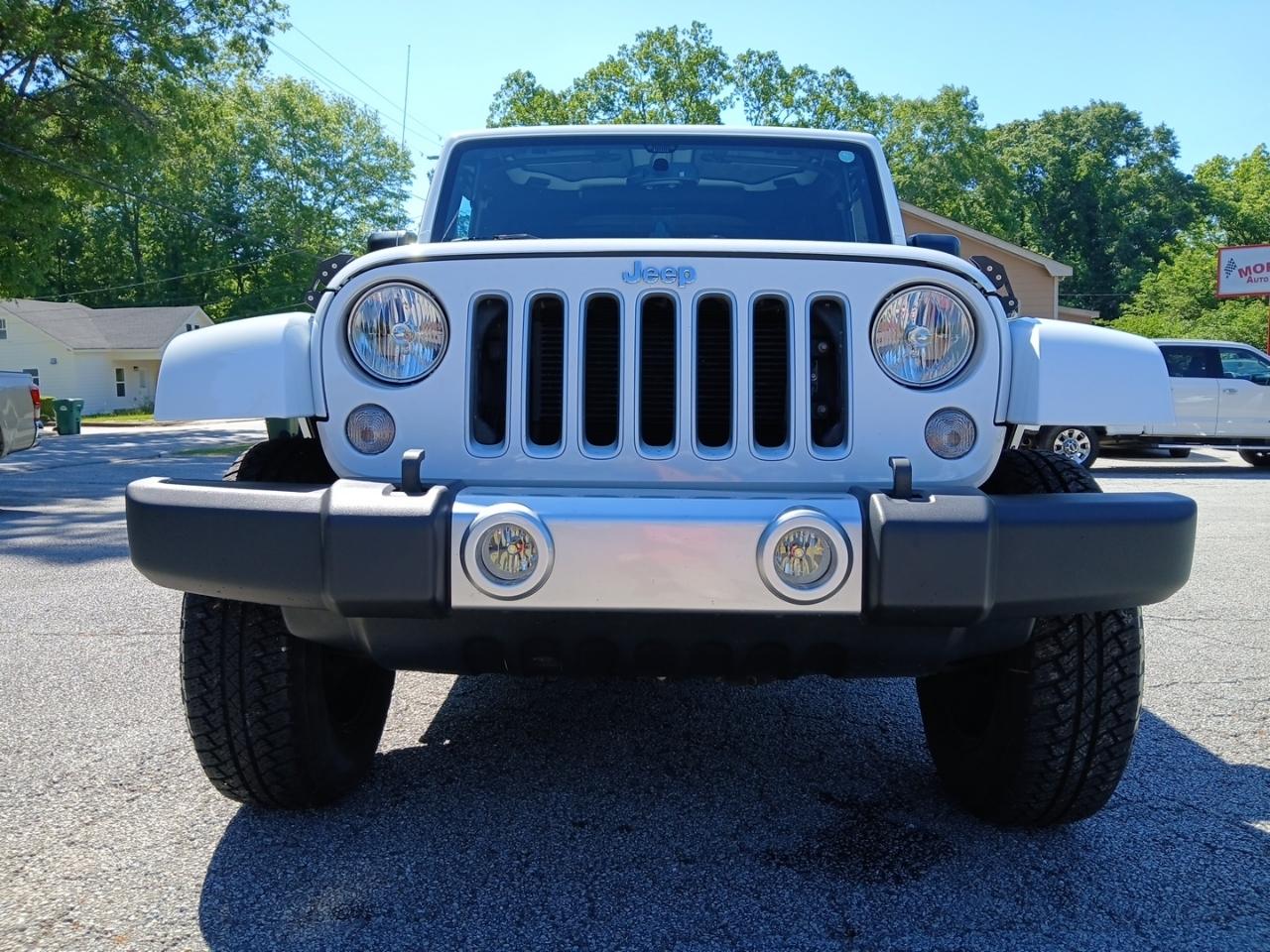 Jeep Wrangler Unlimited Sahara 4WD 2017