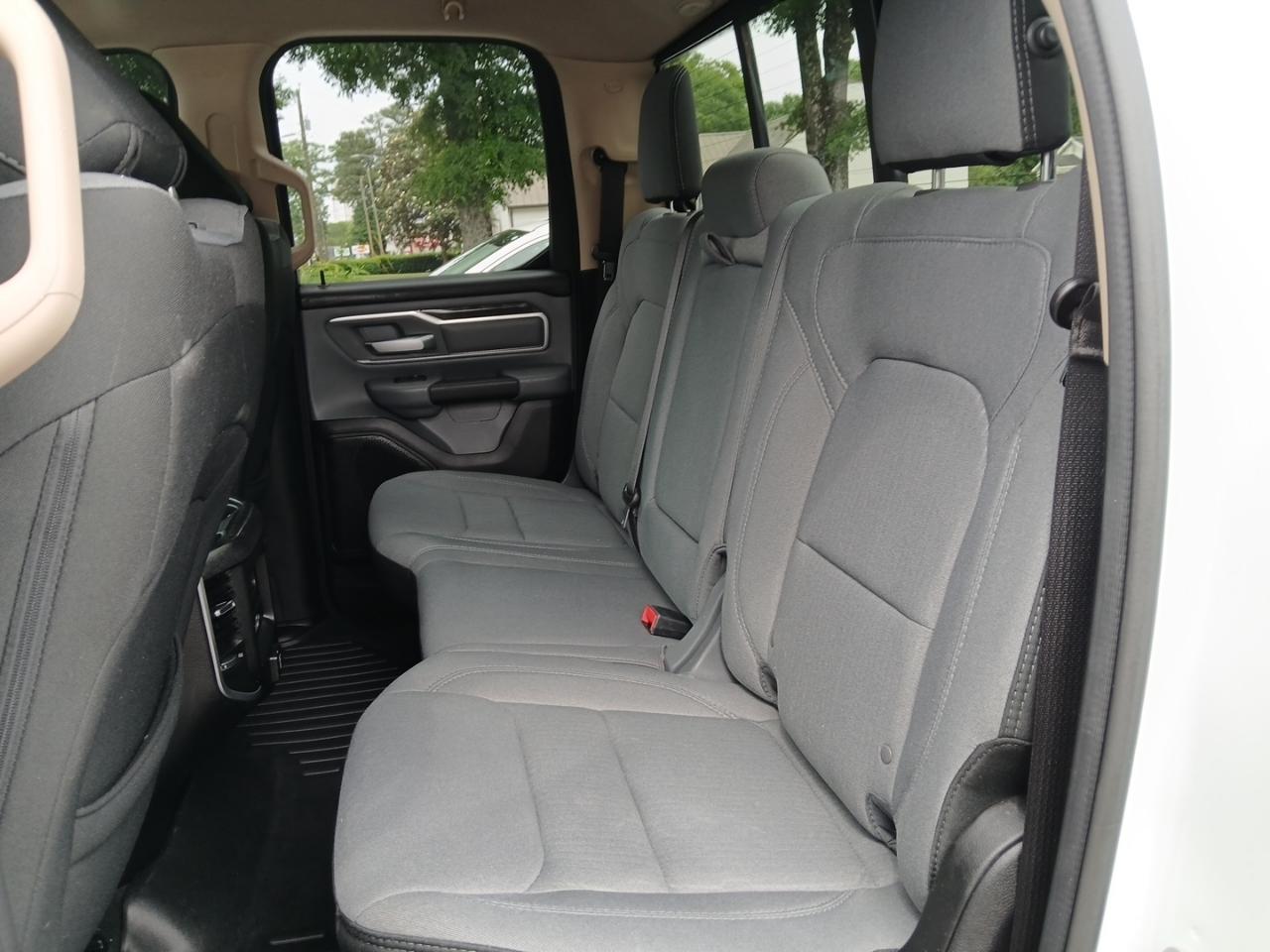 RAM 1500 Big Horn Quad Cab 2WD 2019