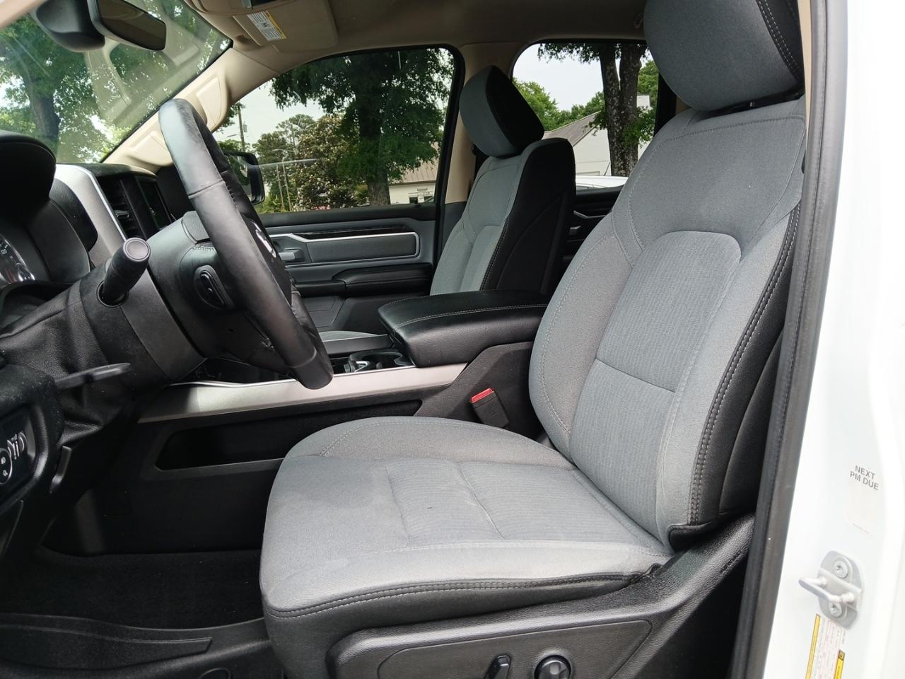 RAM 1500 Big Horn Quad Cab 2WD 2019