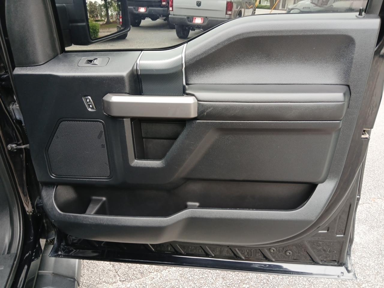 Ford F-150 King-Ranch SuperCrew 5.5-ft. 2WD 2020