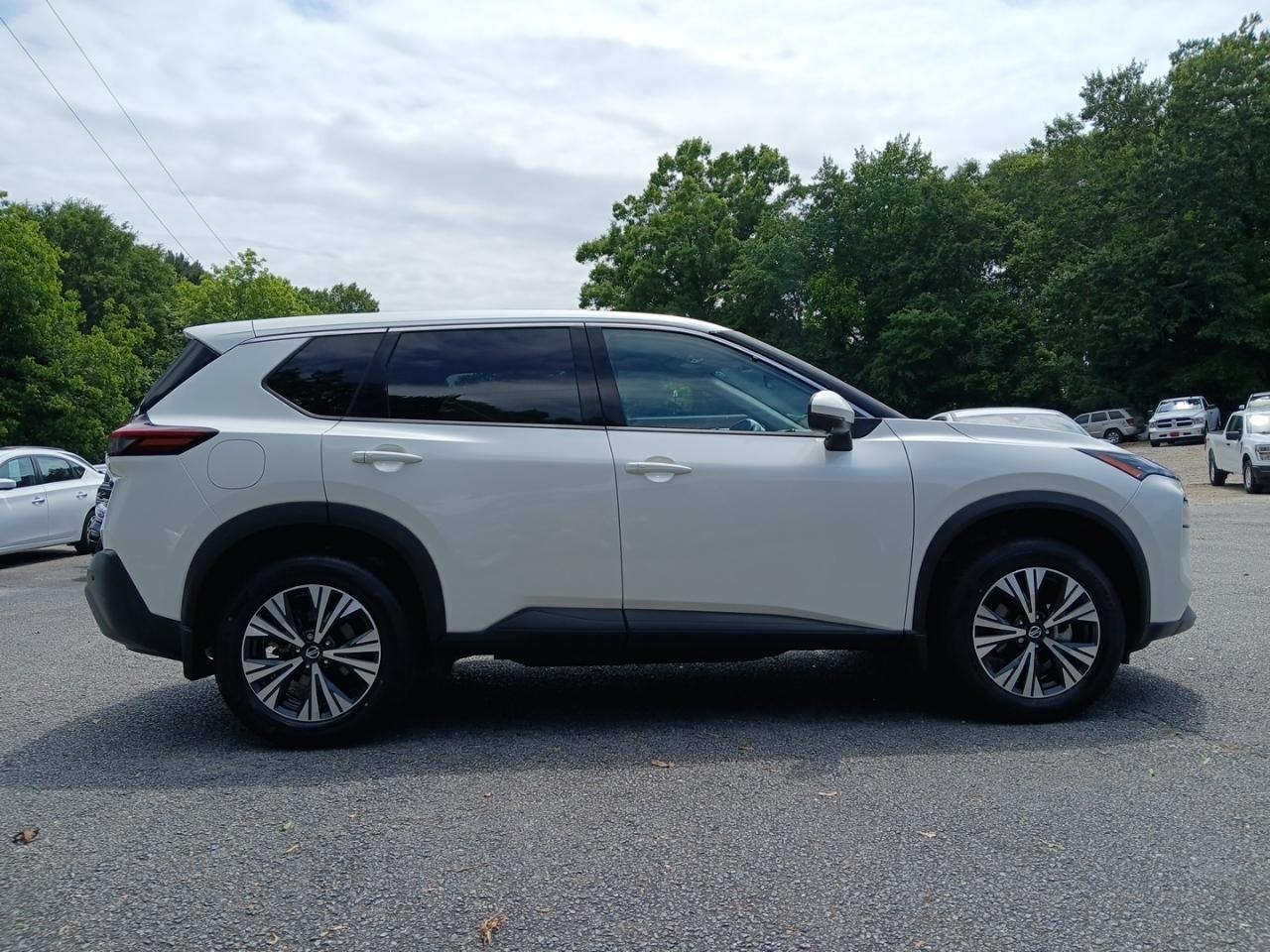 Nissan Rogue SV 2021